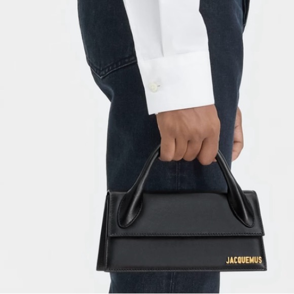 JACQUEMES Les Classiques Long leather handbag. - Picture 6 of 6